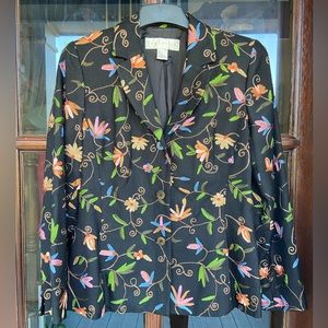 Doncaster 💯 Silk embroidered blazer.‎ Black. (12) EUC